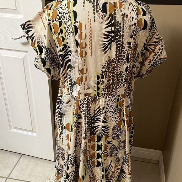 Stylish Multicolor Patterned Dress - Picture 3 of 3